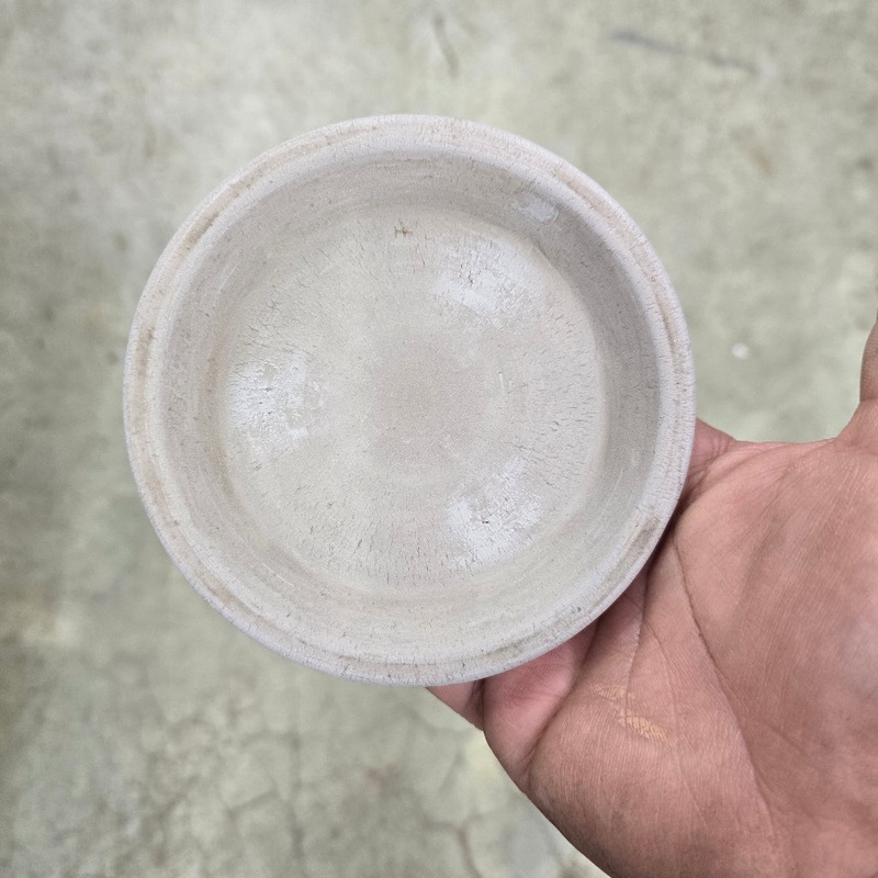 Deroma clay saucer – 4.3 (graphite)