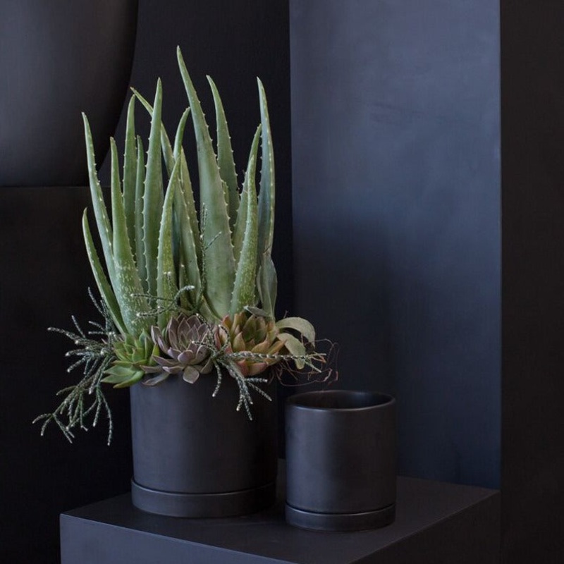 Romey  Pot – 7 (Black)