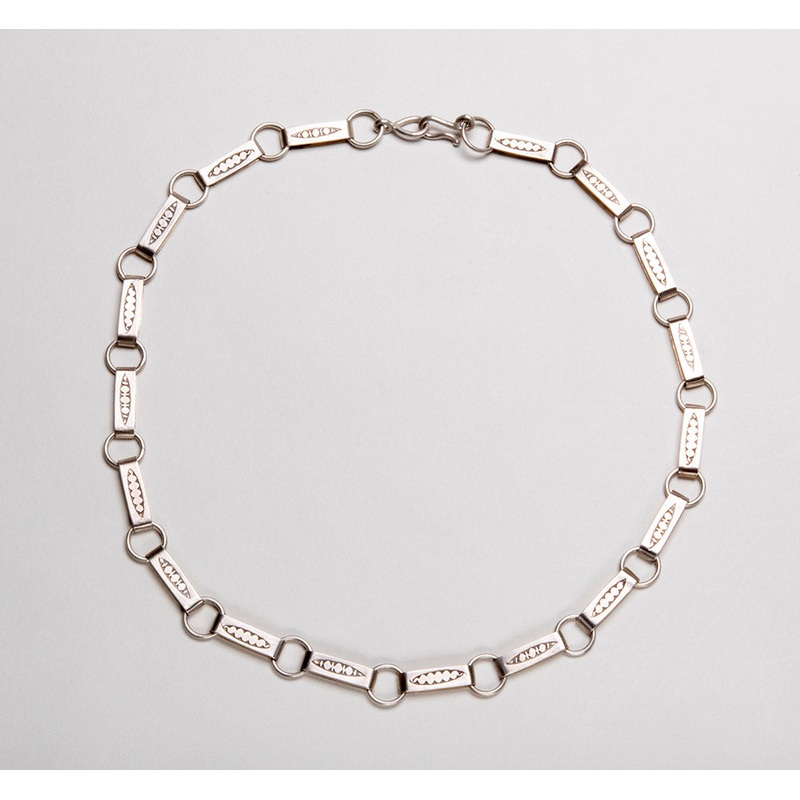 Elegant Reversible Link Necklace