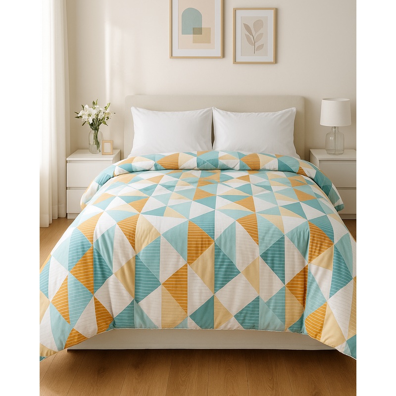 Teal Geometric Printed Comforter (King Size)
