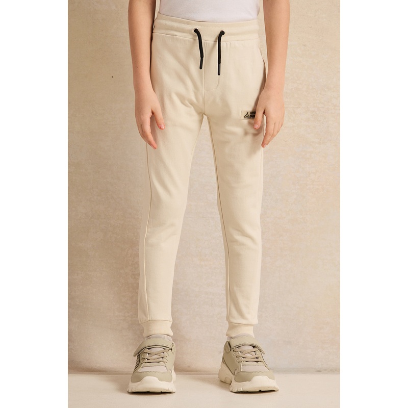 Boys Beige Printed Active Pants