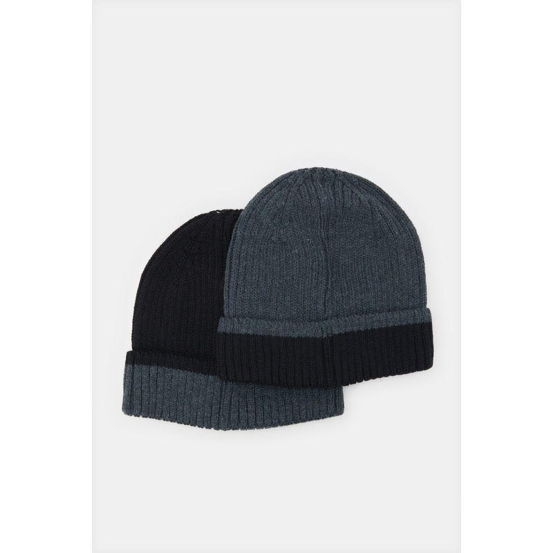 Men Grey And Black Plain Knitted Cap Set (2 Piece)