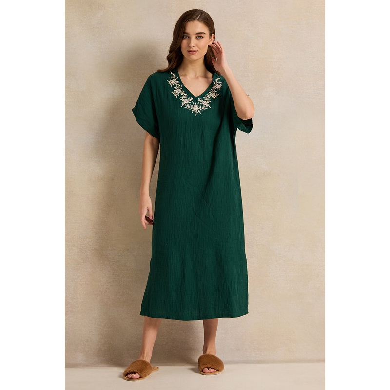Women Green Embroidery Kaftan Nightgown