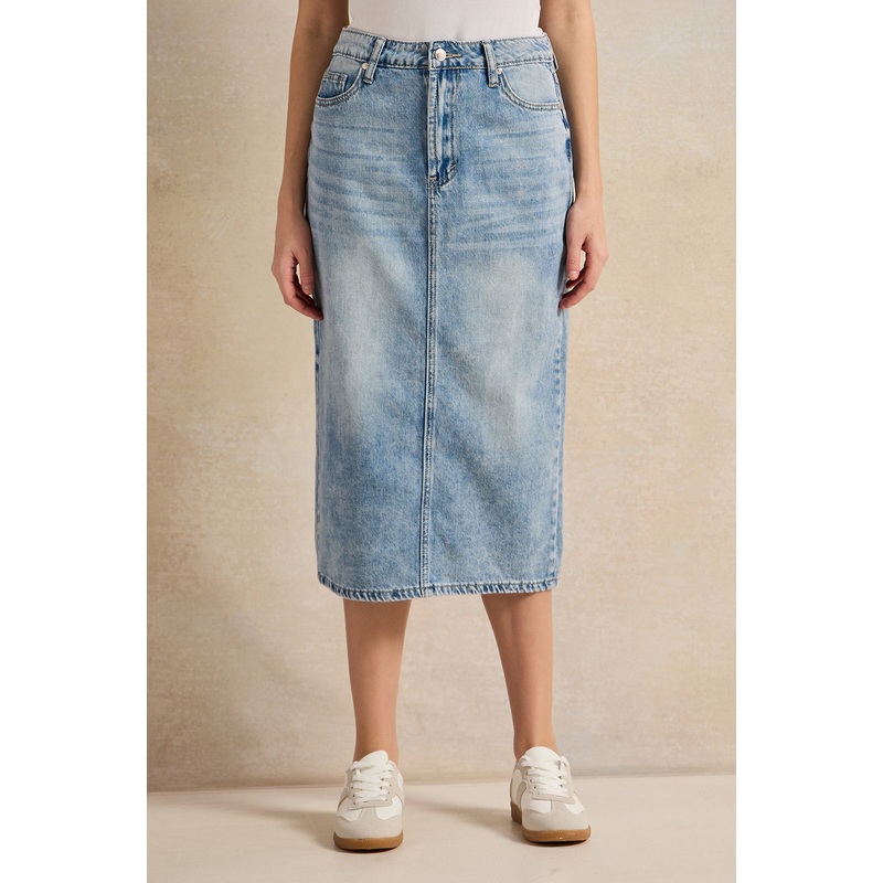 Women Blue Back Slit Detailed Belted Denim Skirt