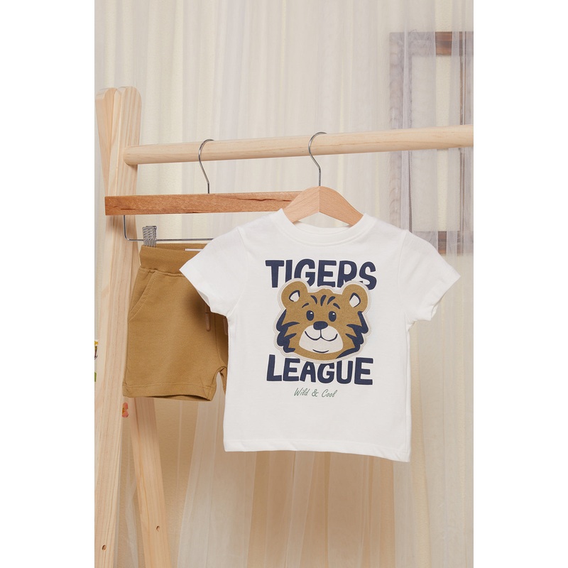 Infant Boys White Tiger And Beige Shorts Set (2Piece)