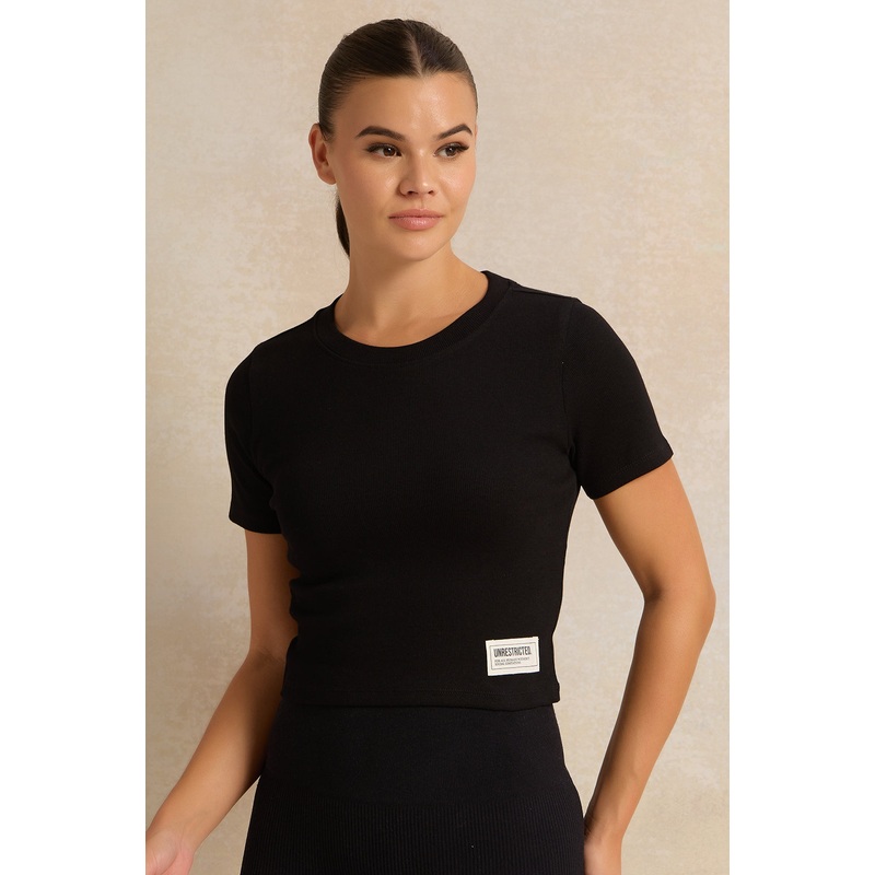 Women Black Basic Active T-Shirt