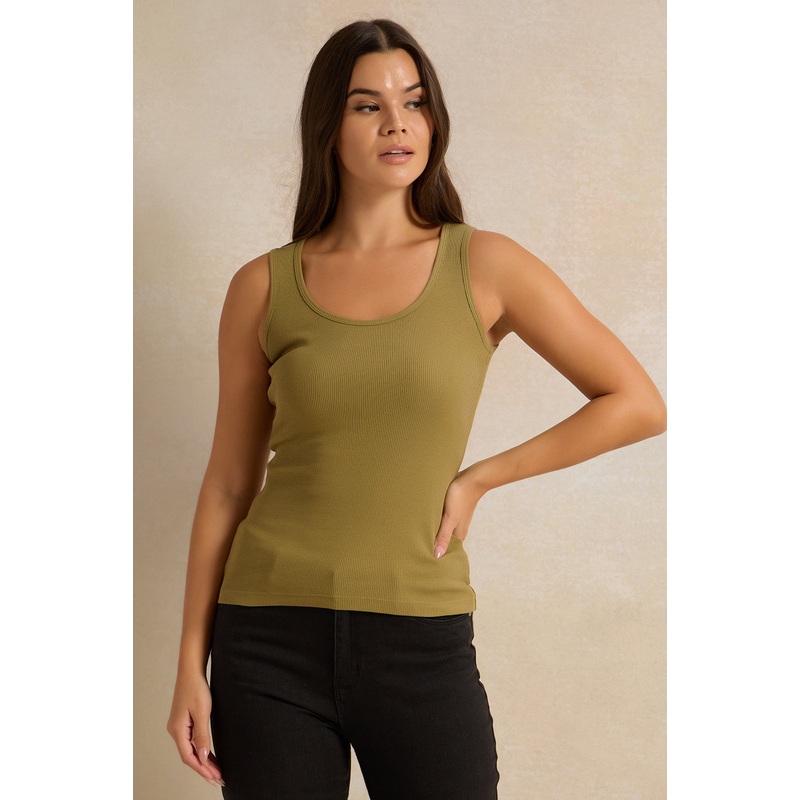 Women Olive Plain Sleeveless Vest