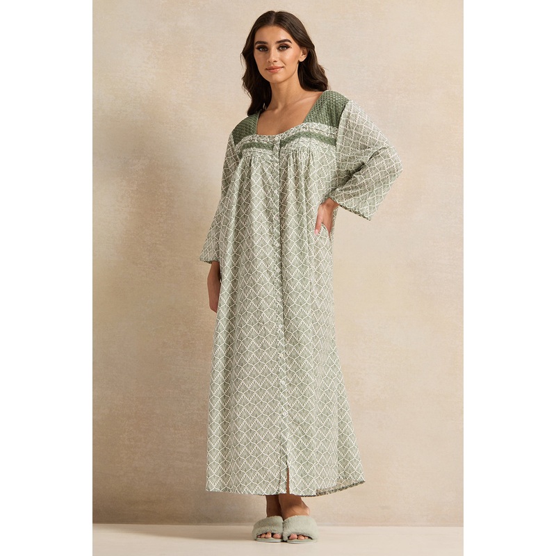 Women Green Printed Raglan Nightgown