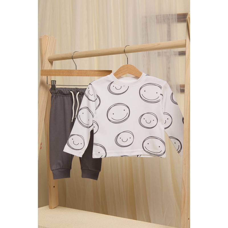 Infant Boys White And Grey Printed Pyjama Set (2 Piece)