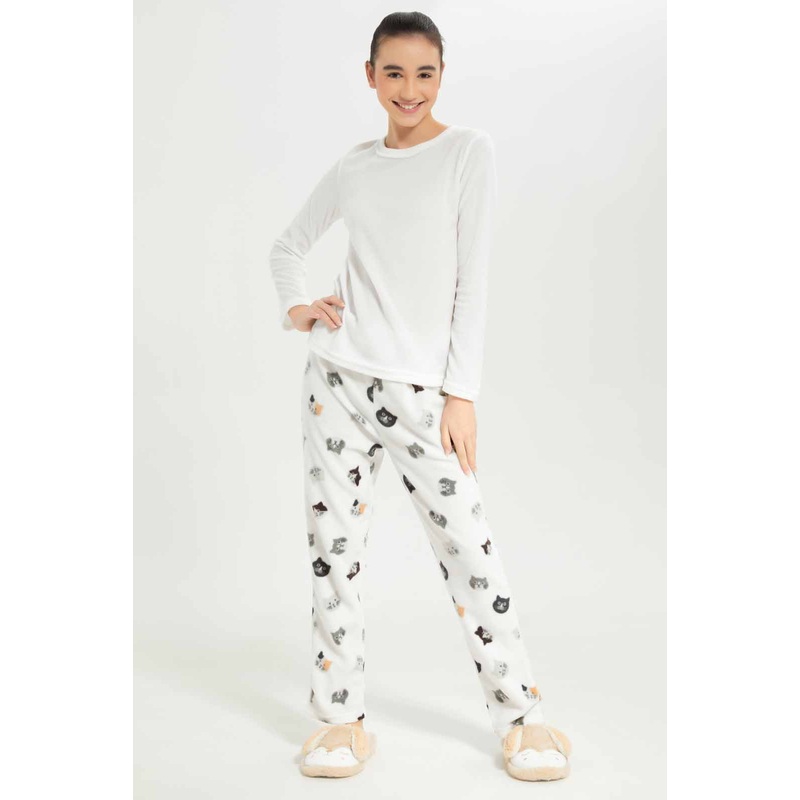 Senior Girls White Pyjama Set (2 Piece)