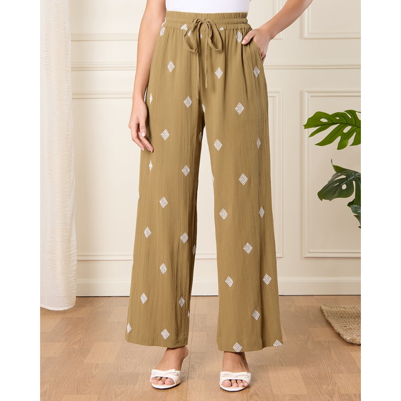 Women Green Embroidered Wide Leg Trousers