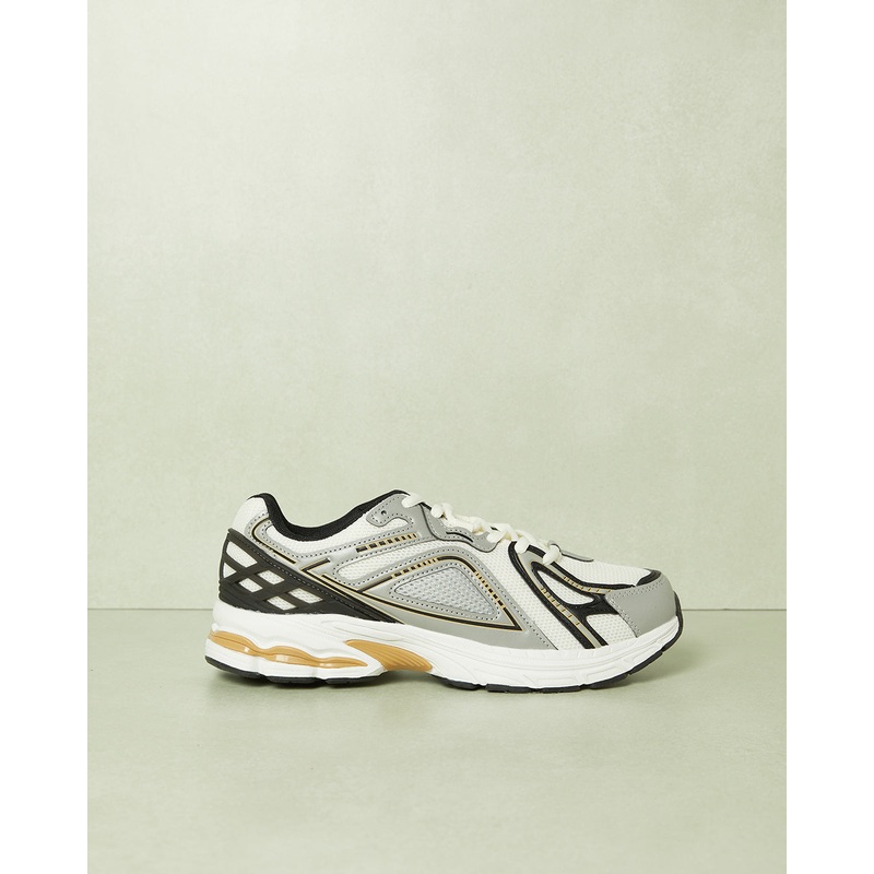 Senior Boys Multicolour Material Block Trainer