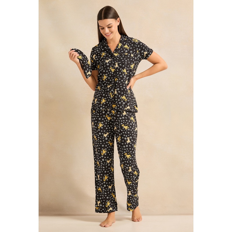 Women Black Printed Pyjama Set With Eye Mask (3 Piece)