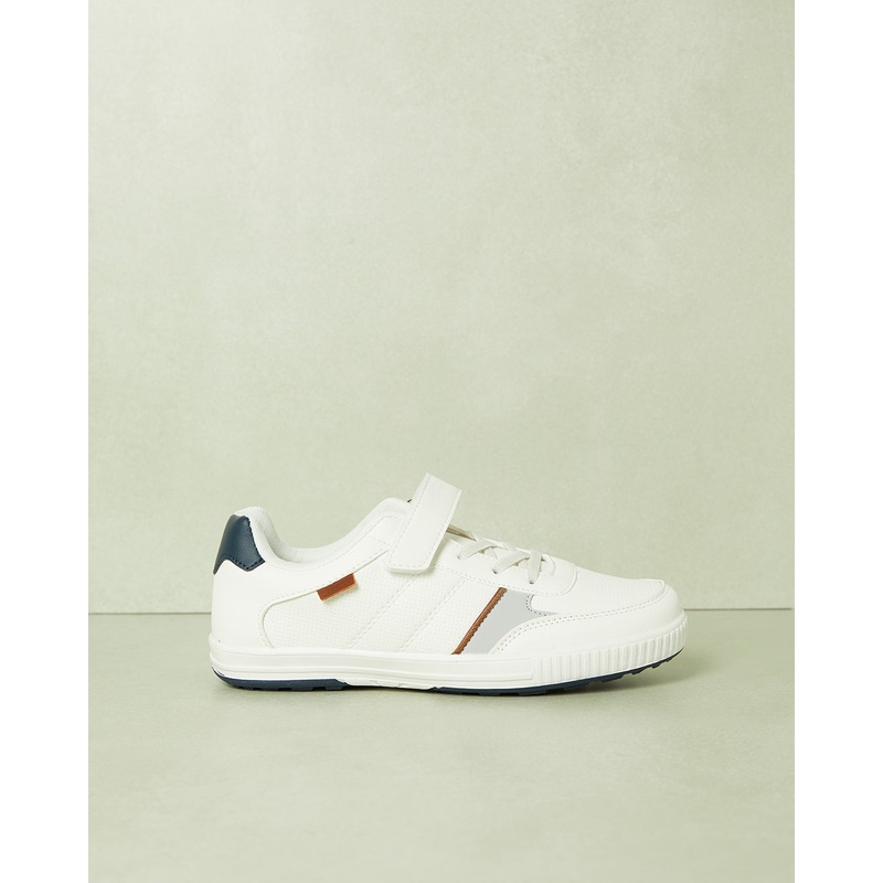 Senior Boys White Material Block Sneaker