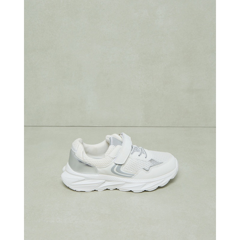 Senior Girls White Material Block Trainer