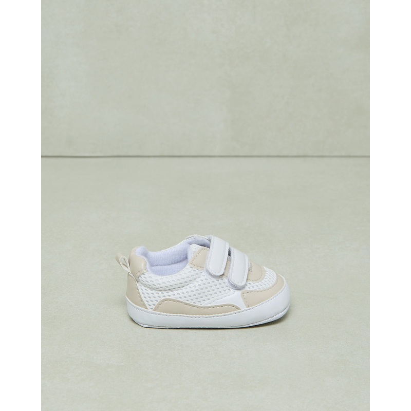 Baby White With Velcro Pram Shoe