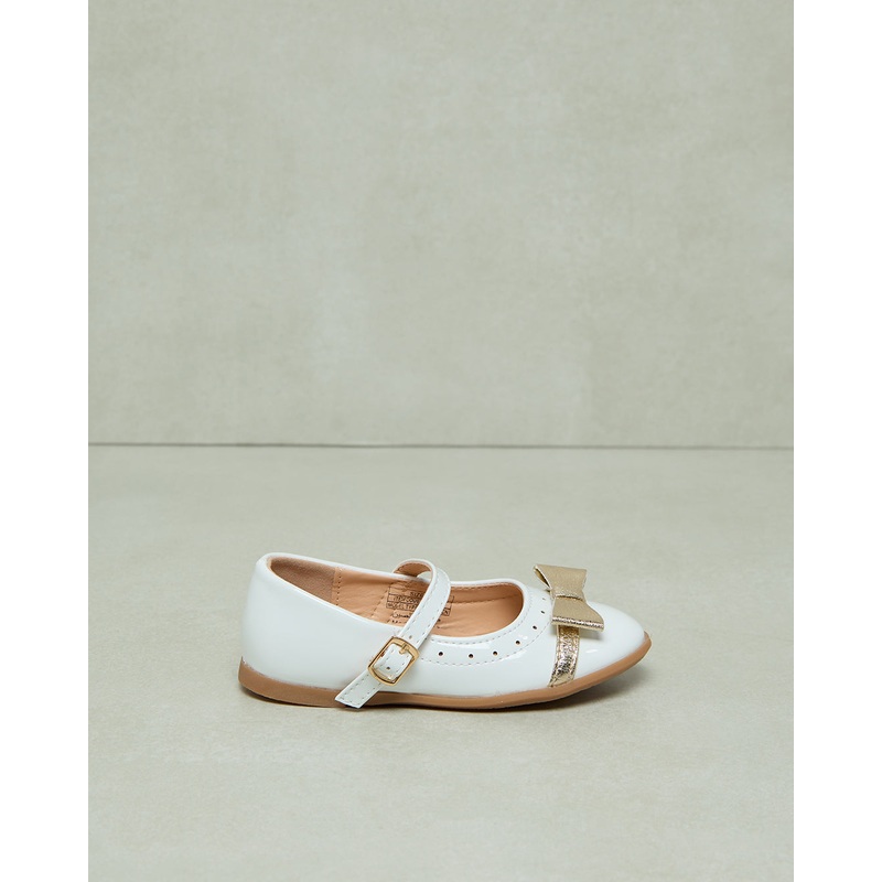 Girls White Bow Embellished Ballerina
