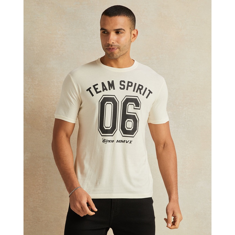 Men Ivory Team Sprint Graphic T-Shirt
