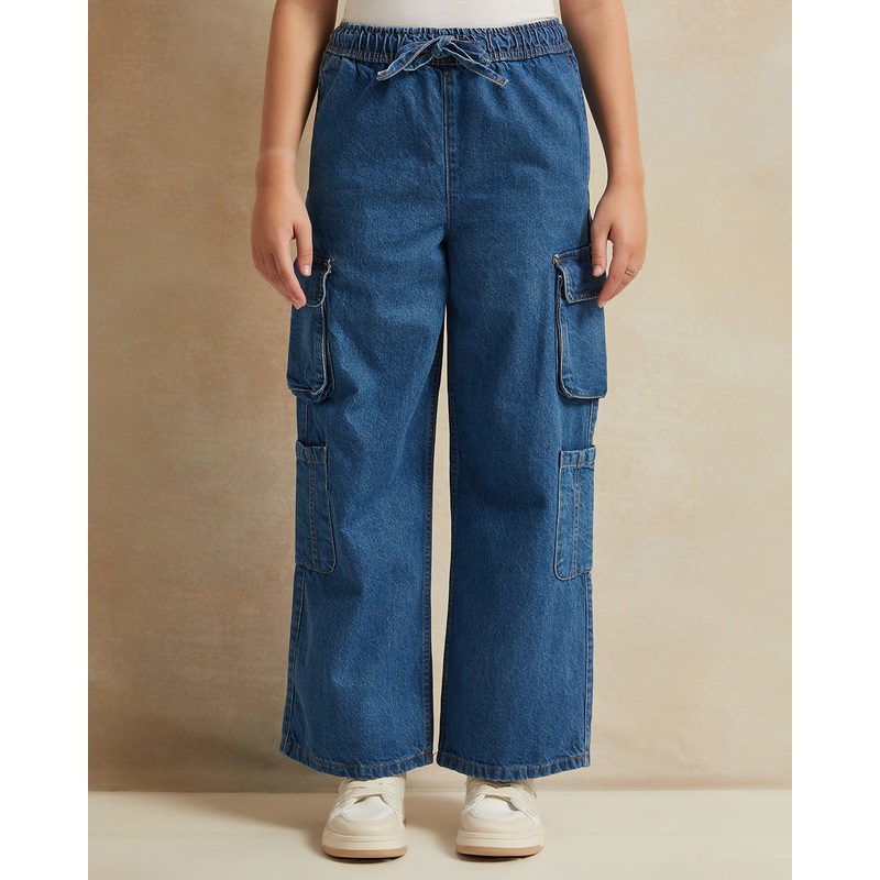 Mid Wash Wideleg Pants With Cargo Pocket