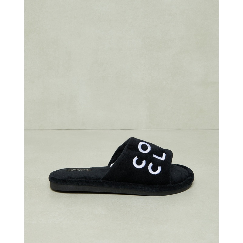 Women Black Embroidered Slipper
