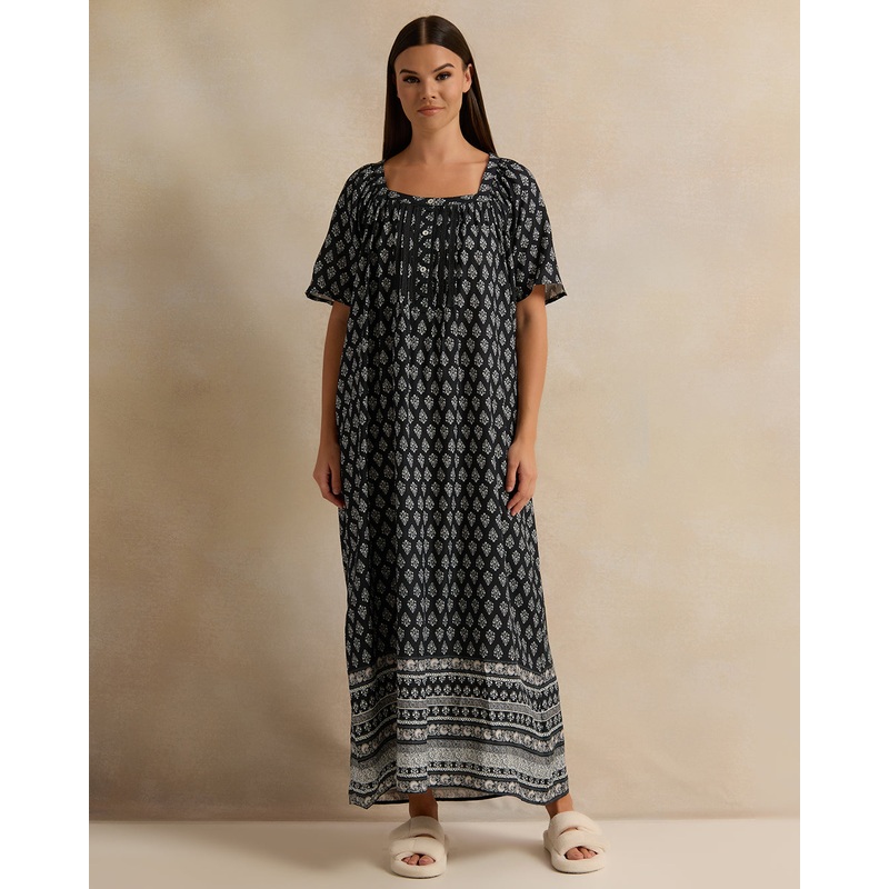 Women Black Short Sleeve Printed Dobby Nightgown