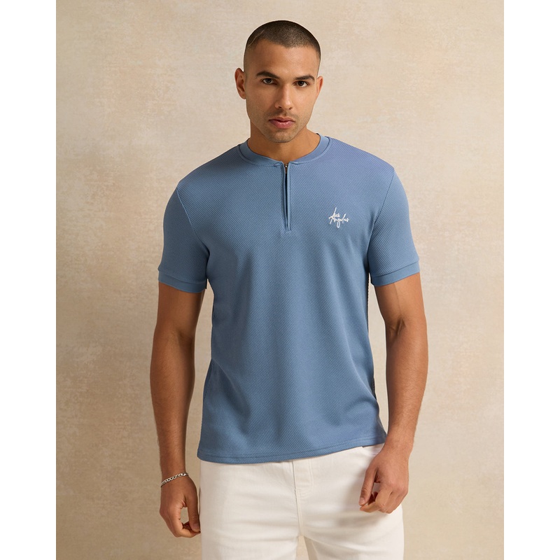 Men Blue Jacquard Zip Front T-Shirt