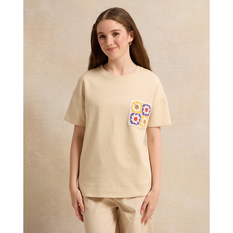 Senior Girls Beige Crochet Pocket T-Shirt