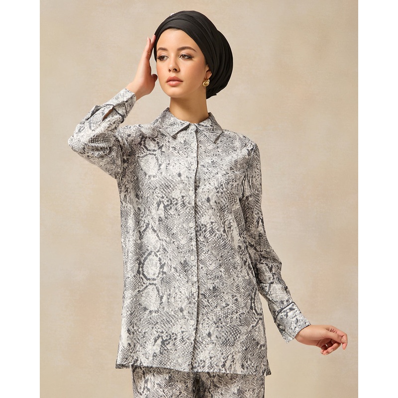 Women Grey Printed Front Buttons Blouse