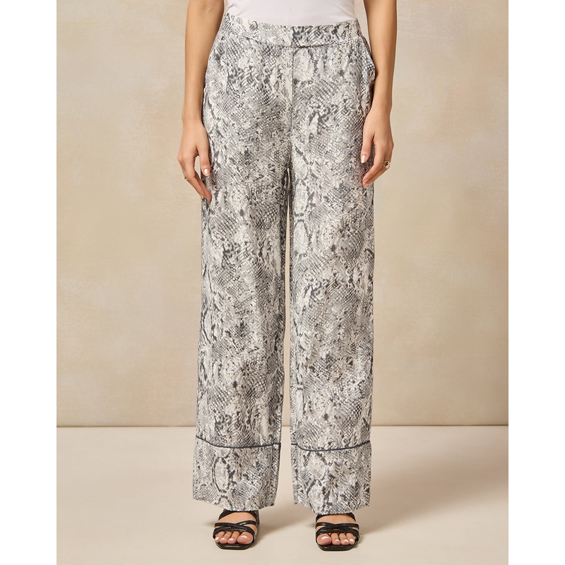 Women Grey Printed Wide Leg Trouser