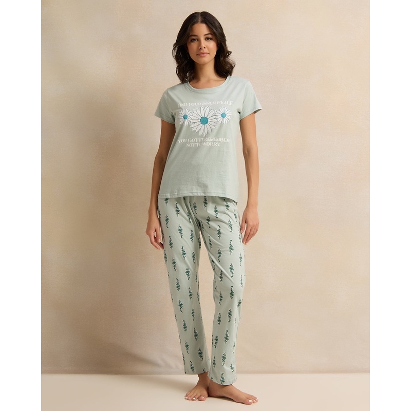 Women Blue Floral Printed Payjama Set (2 Piece)