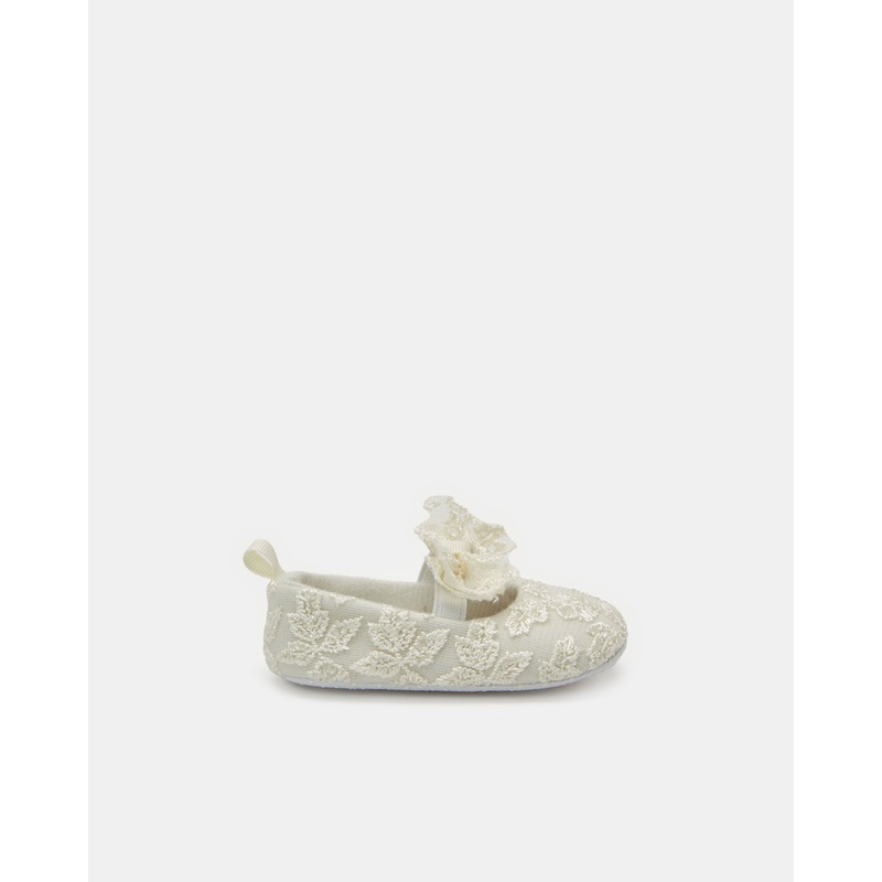 Baby White With Bow Embellished Pram Shoe