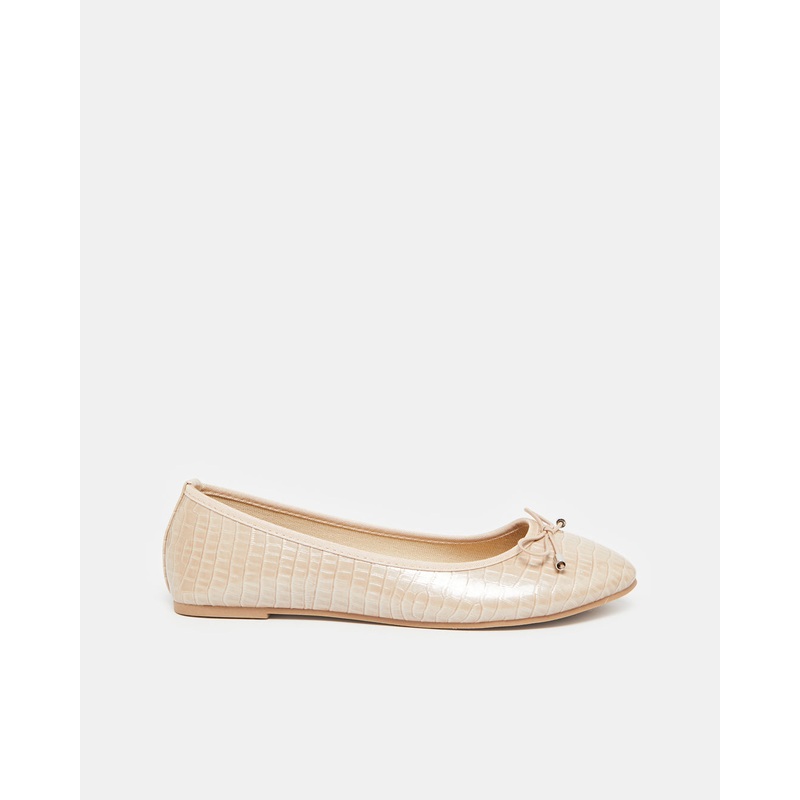 Women Beige Ballerina With Bow Trim