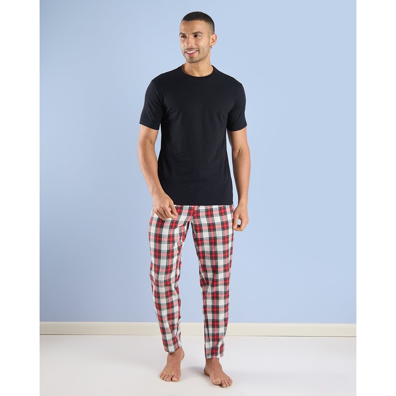 Men Black And Red Checkered Pyjama Set (2 Piece)