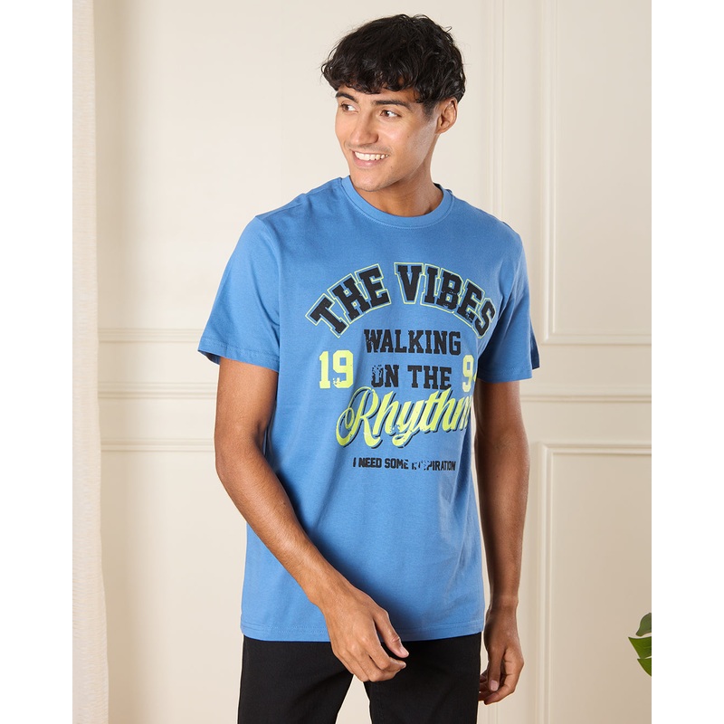 Men Blue The Vibes Print T-Shirt
