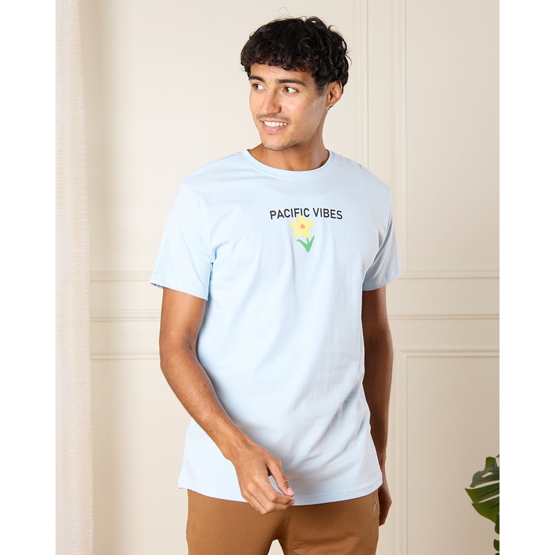 Men Blue Pacific Vibes Print T-Shirt