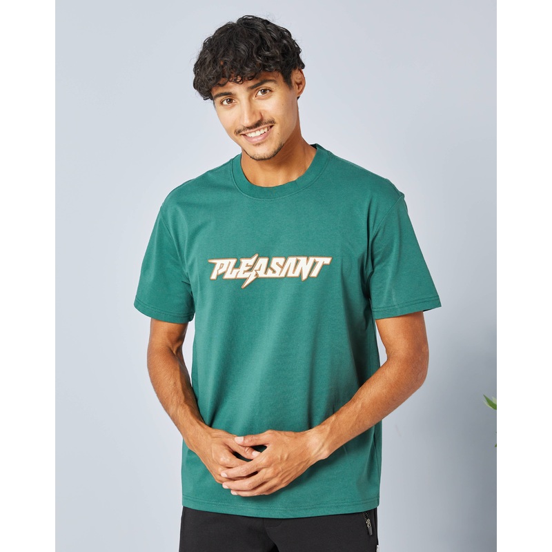 Men Green Pleasant Print T-Shirt