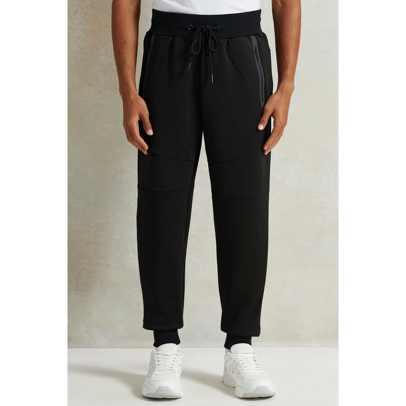 Men Black Soft Touch Zip Pocket Active Pants