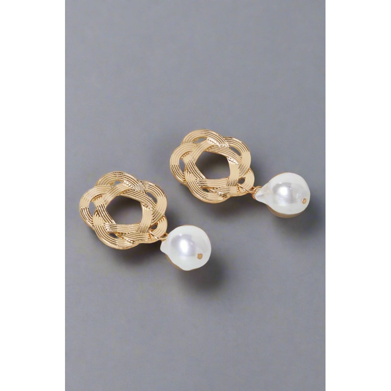 Women Gold Round Earring