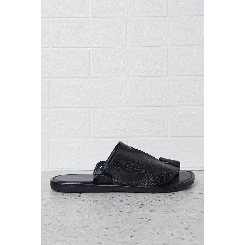 Men Solid Black Shirqui Sandals
