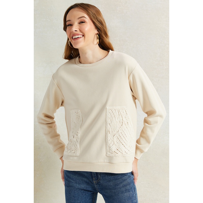Women Cream Crochet Embroidered Pocket Sweatshirt
