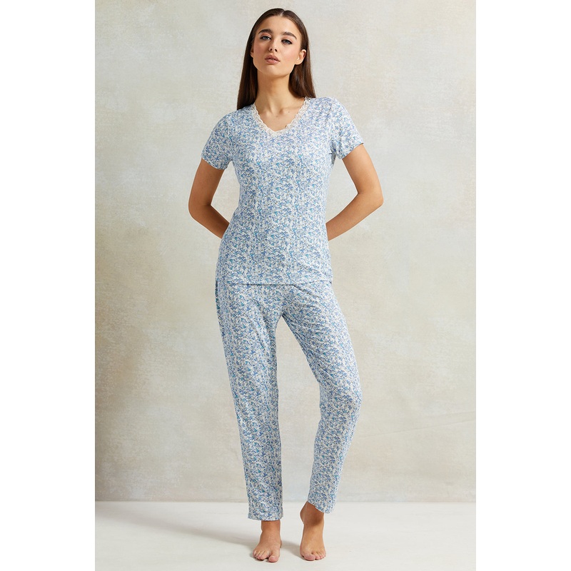 Women Blue Floral Printed Pyjama Set (2 Piece)