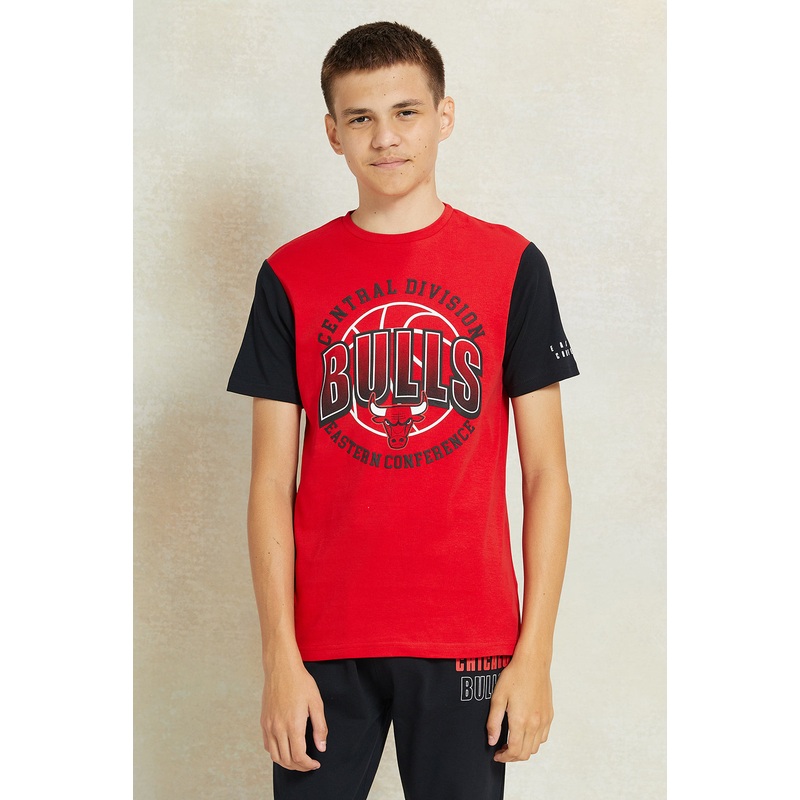 Senior Boys Red Chicago Bulls Printed T-Shirt