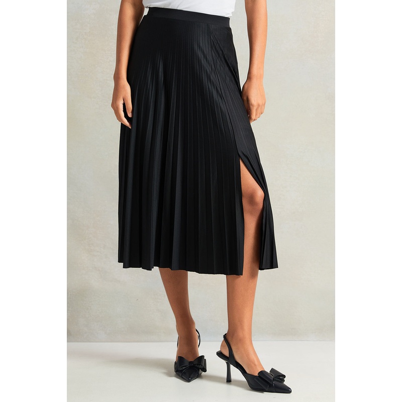 Women Black Pleated Side Slit Skirt
