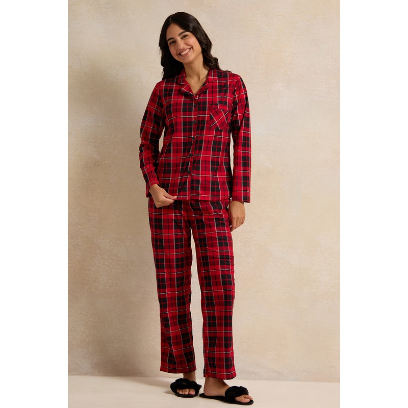 Women Red Flannel Table Pyjama Set (2 Piece)