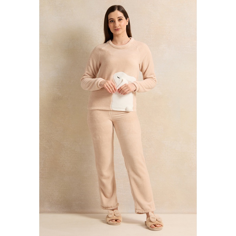 Women Pink Fleece Fashion Pyjama Set (2 Piece)