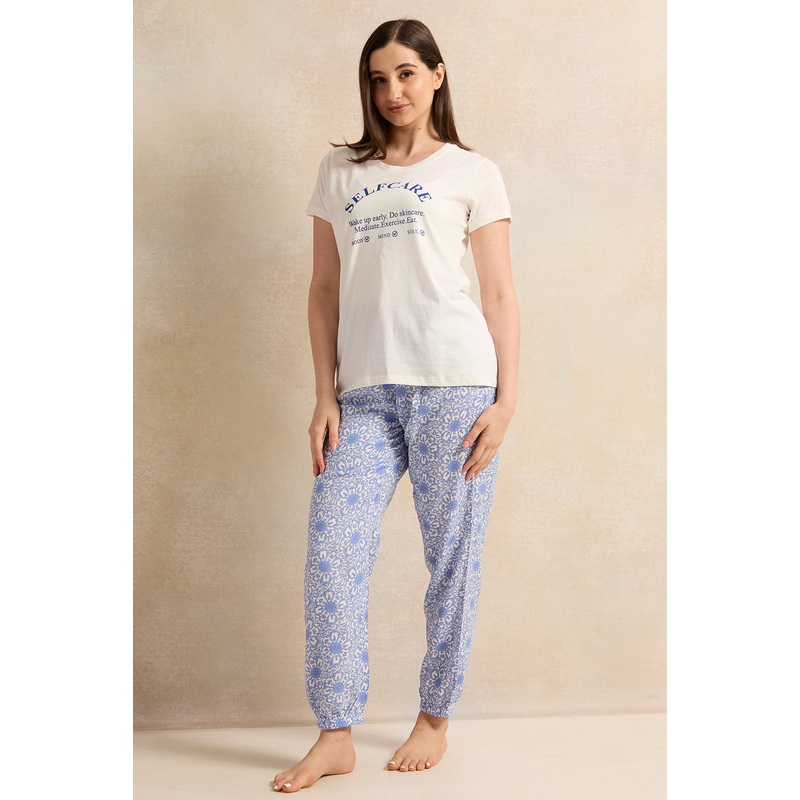 Women Ivory And Blue Printed Pyjama Set (2 Piece)