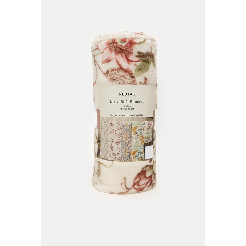 Pink Floral Printed Flannel Blanket (Single Size)