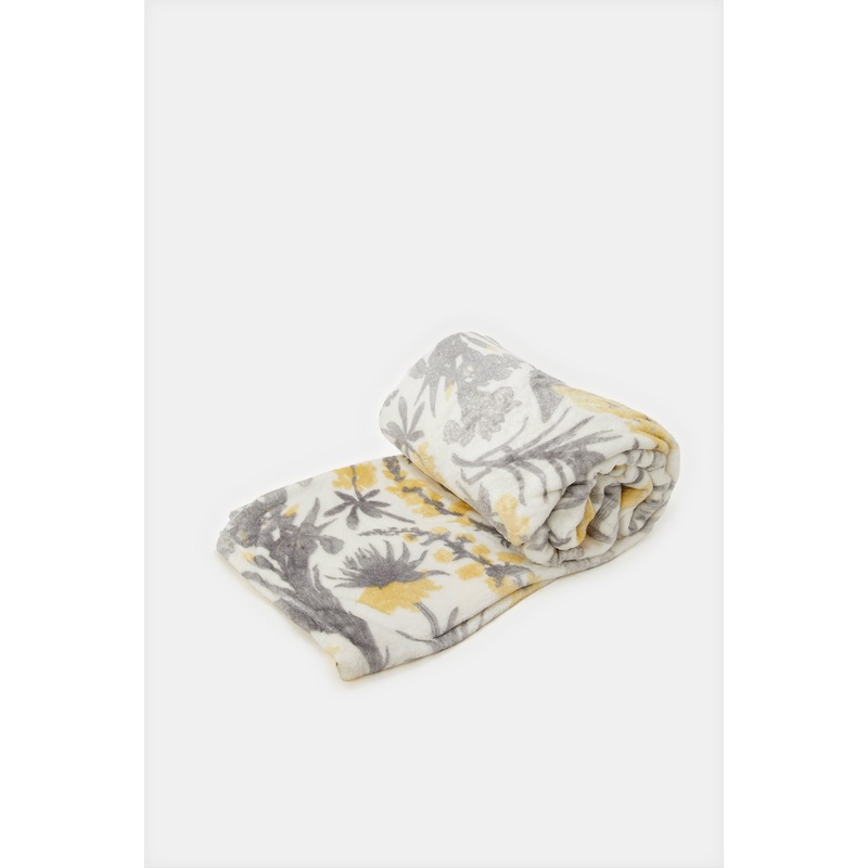 Yellow Leaves Printed Flannel Blanket (Double Size)