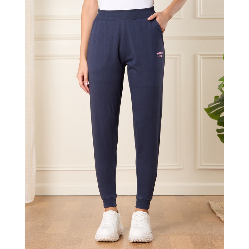 Women Blue Placement Print Active Pants