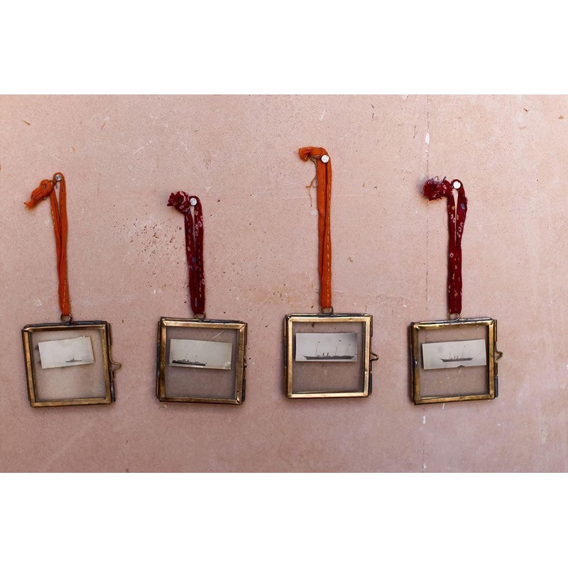 Tiny Kiko Frame Antique Brass (Set of 4)